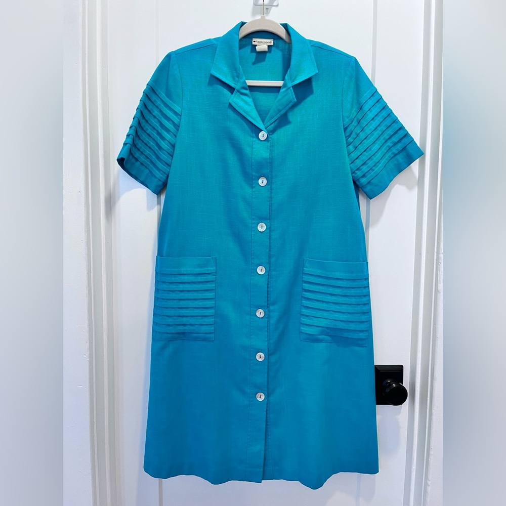 Vintage Appleseed’s Button Down Dress with front oversized pockets EUC size 12